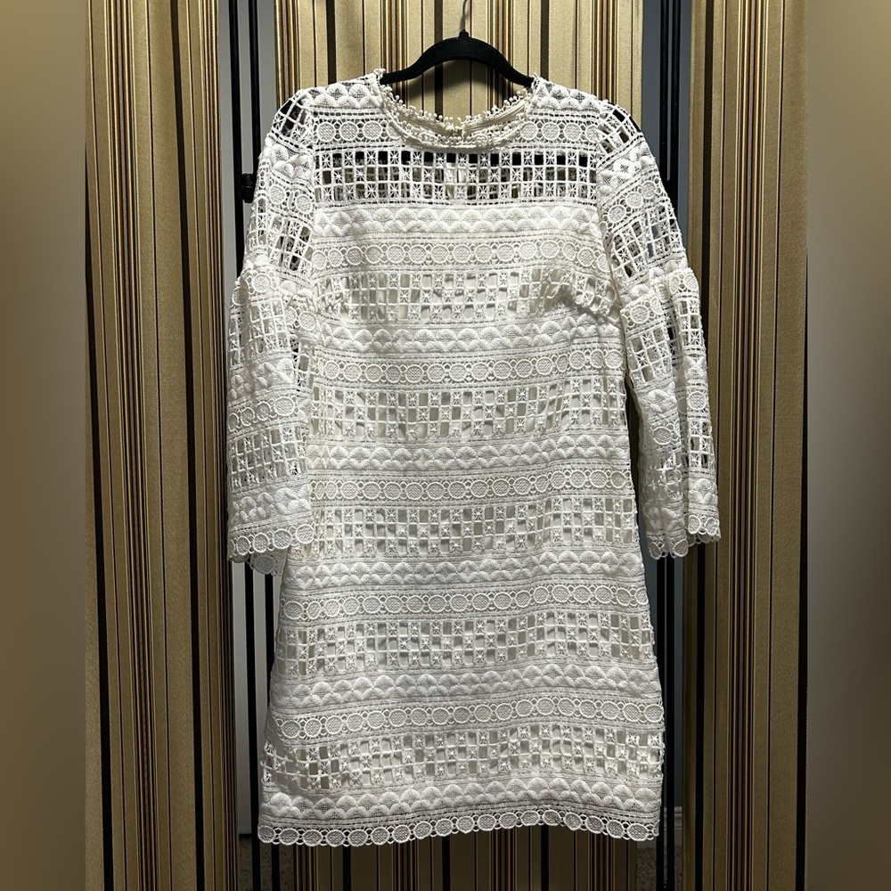 Laundry by Shelli Segal lace dress
